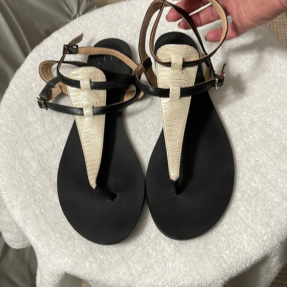 BCBG flats. Size 9